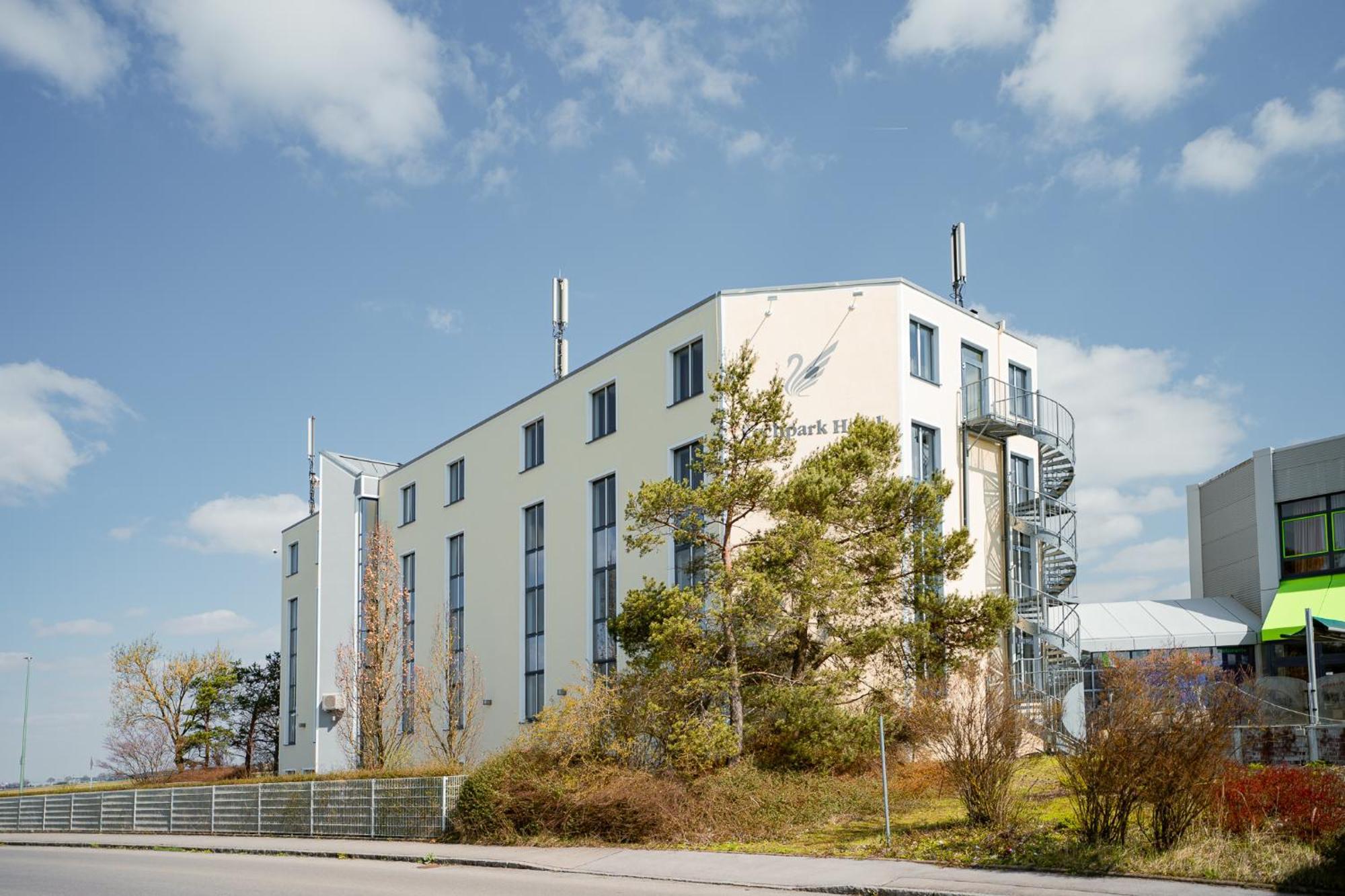 Lechpark Hotel Untermeitingen Ngoại thất bức ảnh